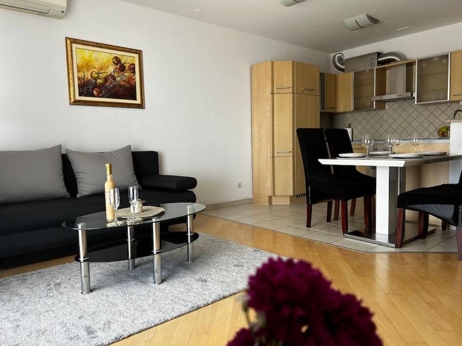 Sea View Apartment Сплит Екстериор снимка