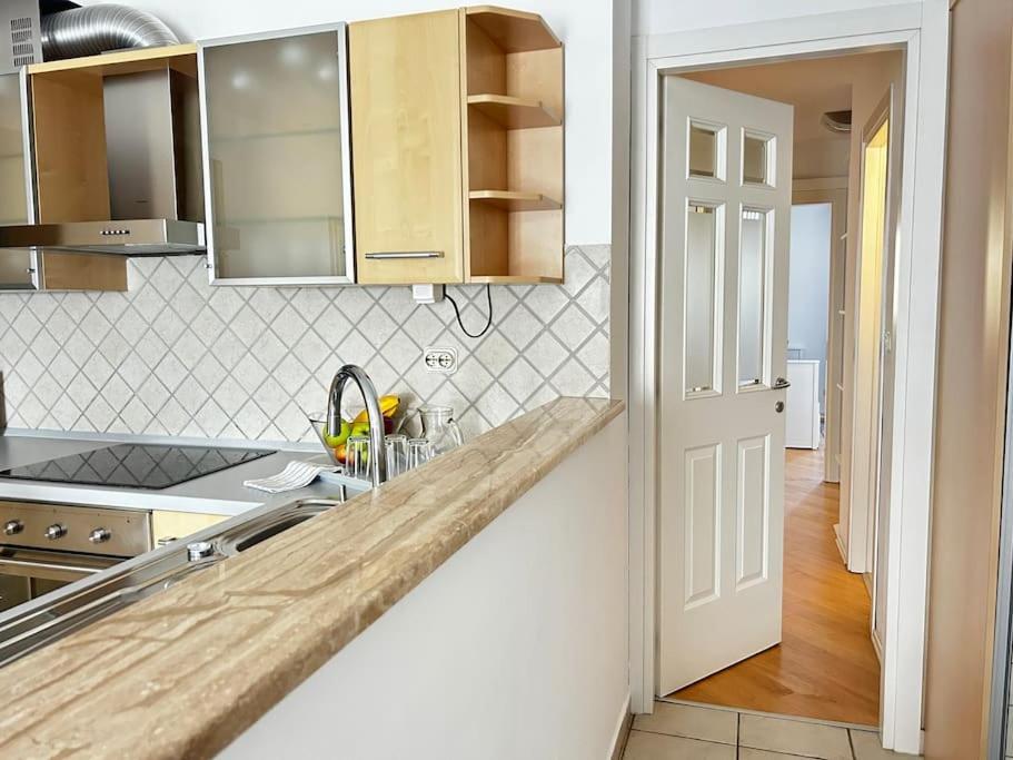 Sea View Apartment Сплит Екстериор снимка